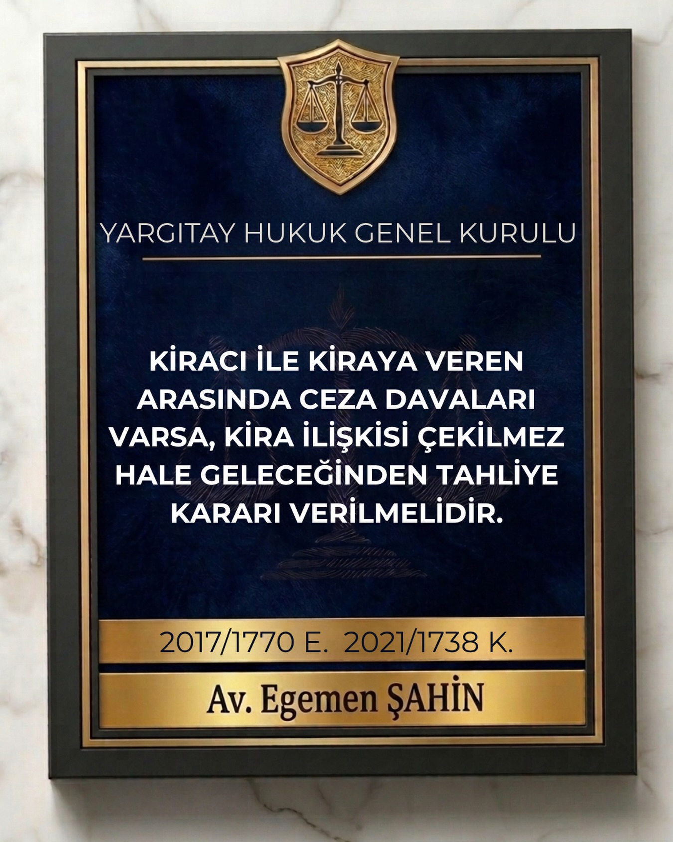 Kiracı ile kiraya veren arasında ceza davaları varsa, kira ilişkisi çekilmez hale geleceğinden tahliye kararı verilmelidir.
⚖️Yargıtay Hukuk Genel Kurulu
2017/1770 E. 2021/1738 K.